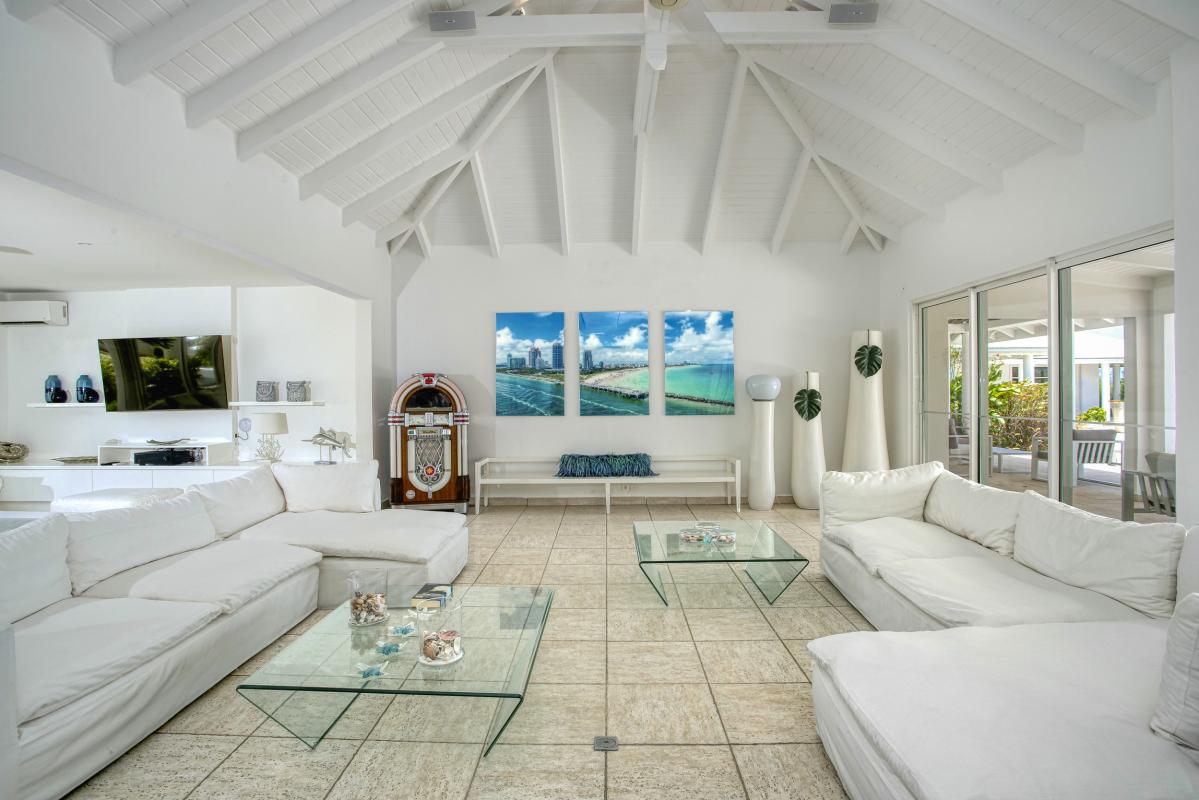 16.Location villa Encore aux Terrres Basses Saint Martin_Salon